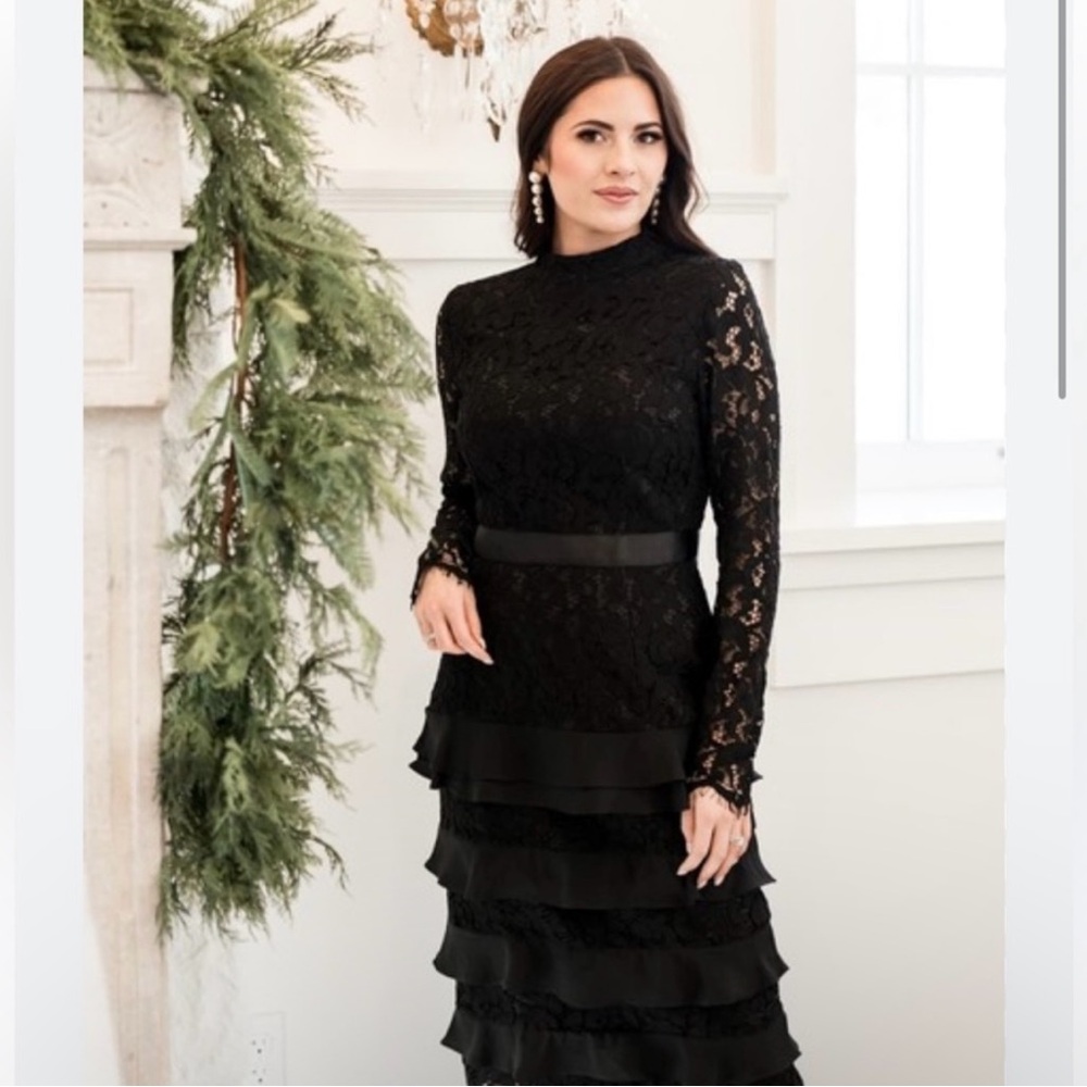 Rachel Parcell midi black dress with lace .